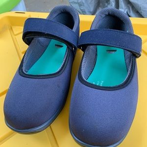 Orthofeet shoes